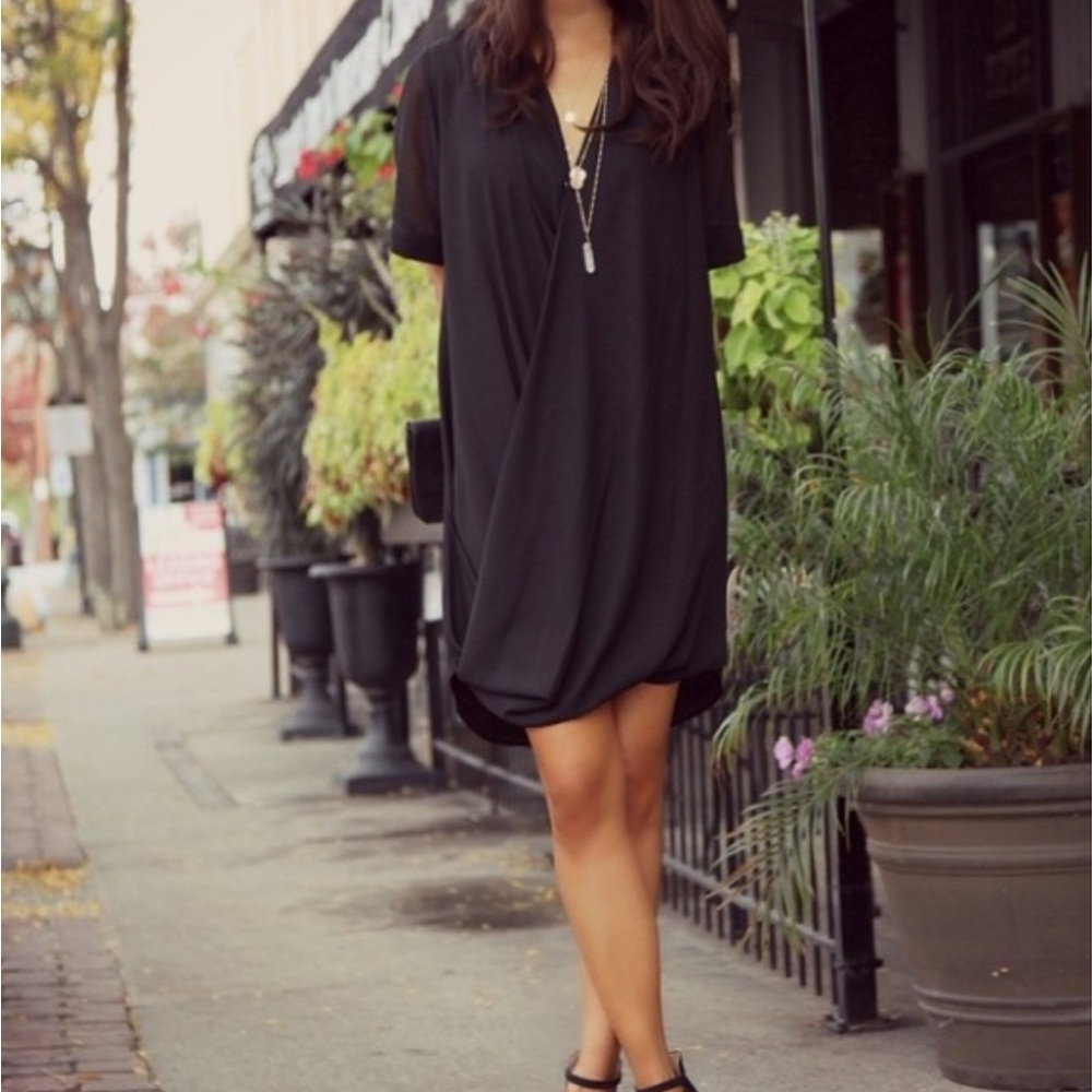NWT Topshop Drape Front tunic Dress | Black | Size 8